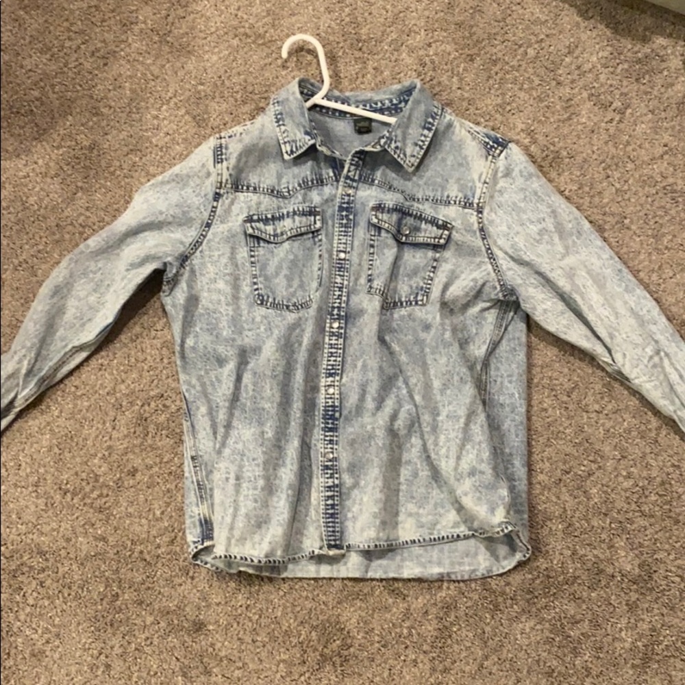 Selling a button up jean jacket